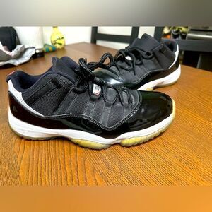 Air Jordan 11 low ‘infrared 23’ size 10